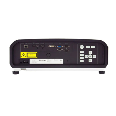 Máy chiếu 4K DLP 12000-Lumen với tầm bắn ngắn cho rạp chiếu ngoài trời lớn
