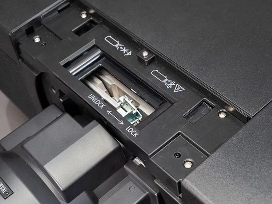 Máy chiếu laser hologram 4K 7D Flyin EL-G36KU với 3LCD 30000 ANSI Lumens cho chiếu bản đồ 3D tòa nhà ngoài trời, chiếu cảnh quy mô lớn