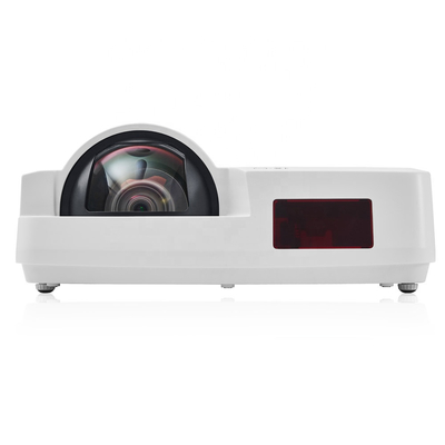 Ống kính mắt cá tiêu cự ngắn Máy chiếu 4500 Lumens cho giảng dạy trên lớp